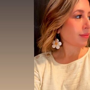 Handmade Daisy earrings handmade with love